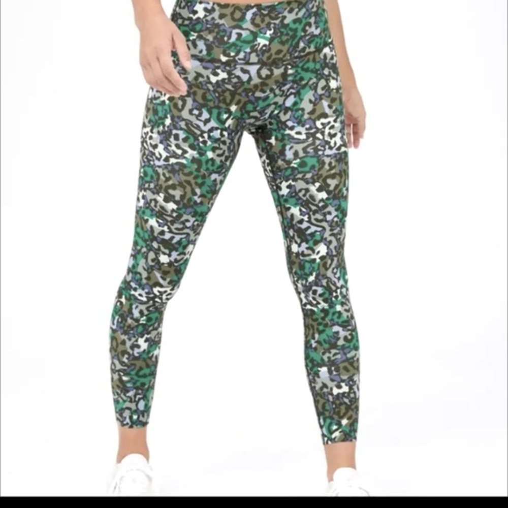 Aerie OFFLINE Animal Print Leggings Medium